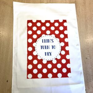 RED POLKA Tea towel